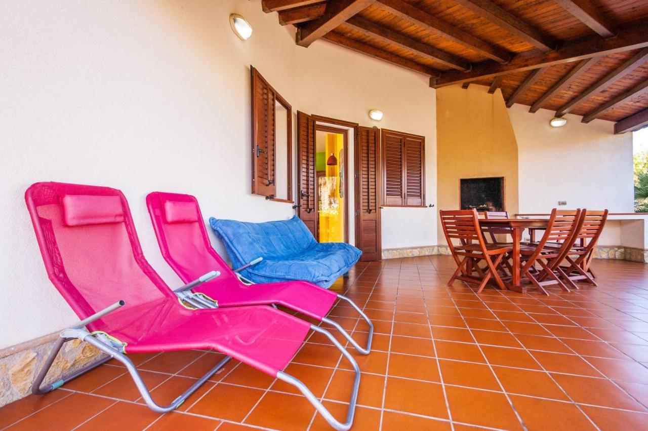 Villa Sole Mare Deluxe Campofelice Di Roccella Exterior foto